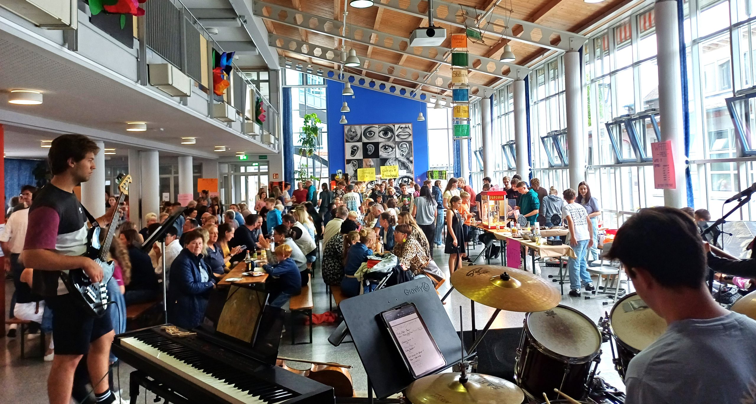 Fest innen 2